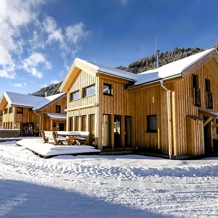 11 シャレー ムーラウ